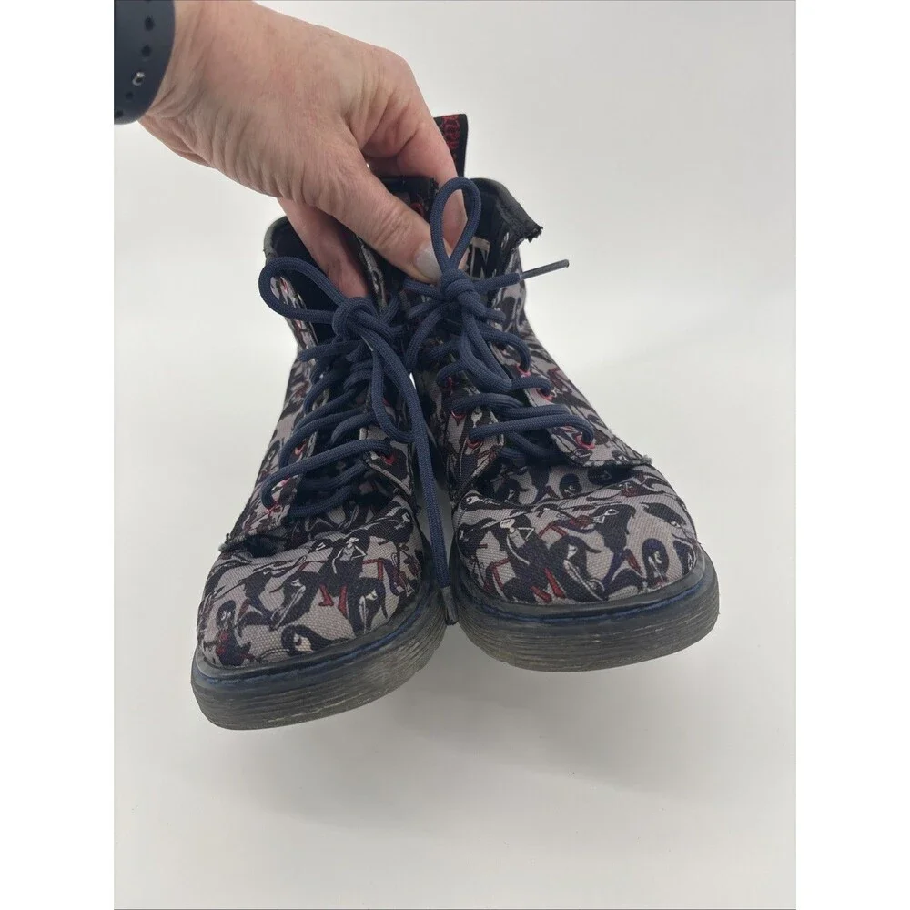 D3800 (without box)  DR. MARTENS Adventure Time cartoon boot shoe kids size 3